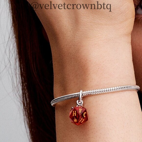 Pandora Stranger Things Hellfire Club Dice Dangle Charm - Picture 4 of 6